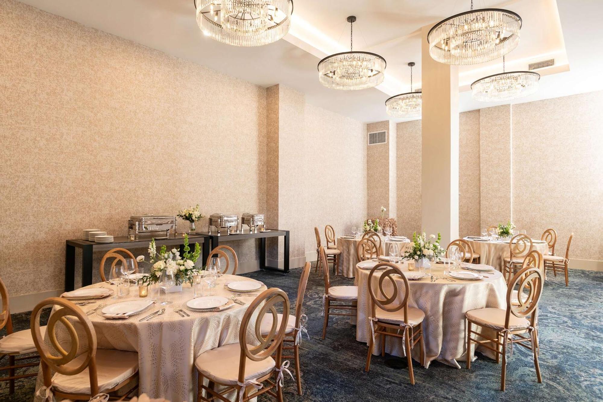 Hotel Petersburg, Tapestry Collection By Hilton Buitenkant foto